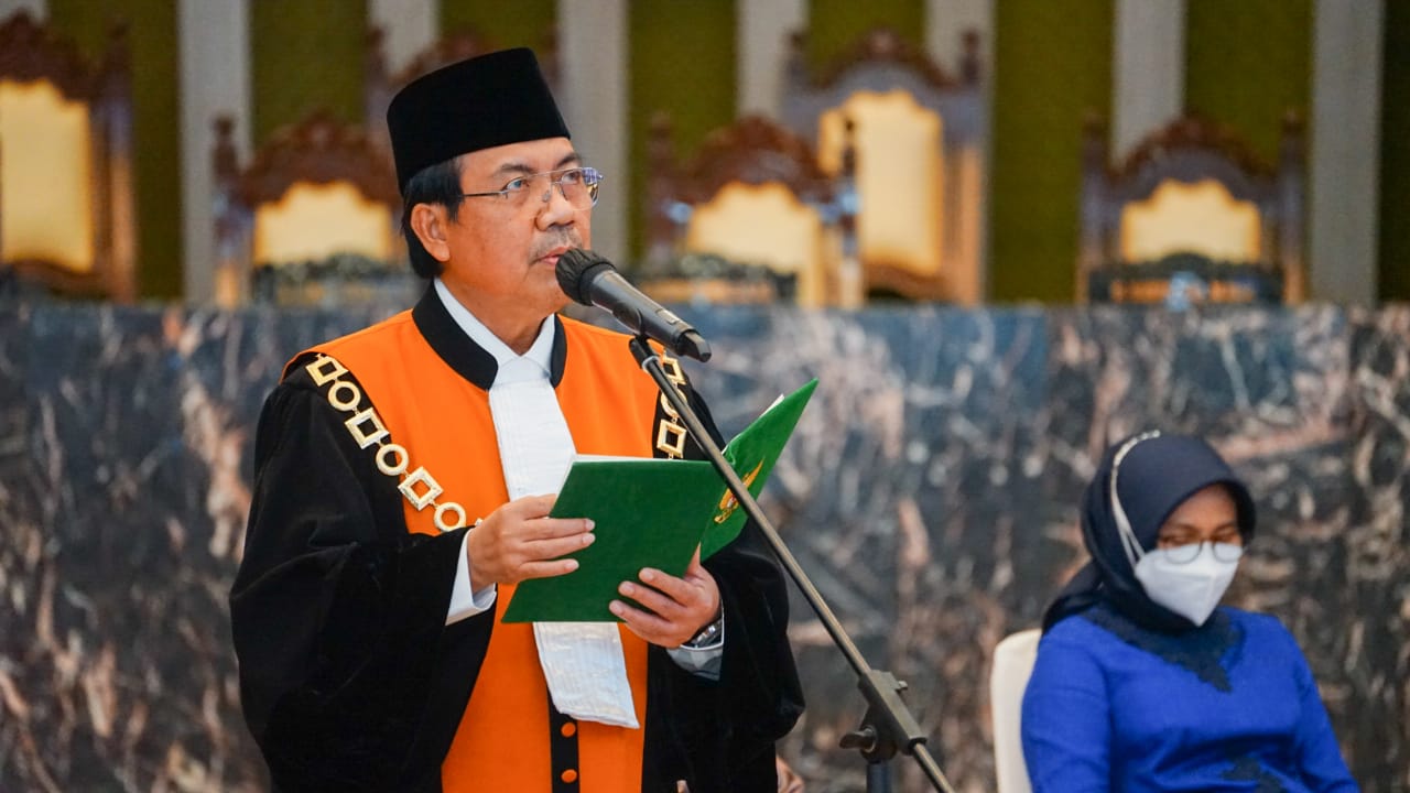 KETUA MA: KETELADAN ADALAH WARISAN TERBAIK KETUA MA: KETELADAN ADALAH WARISAN TERBAIK